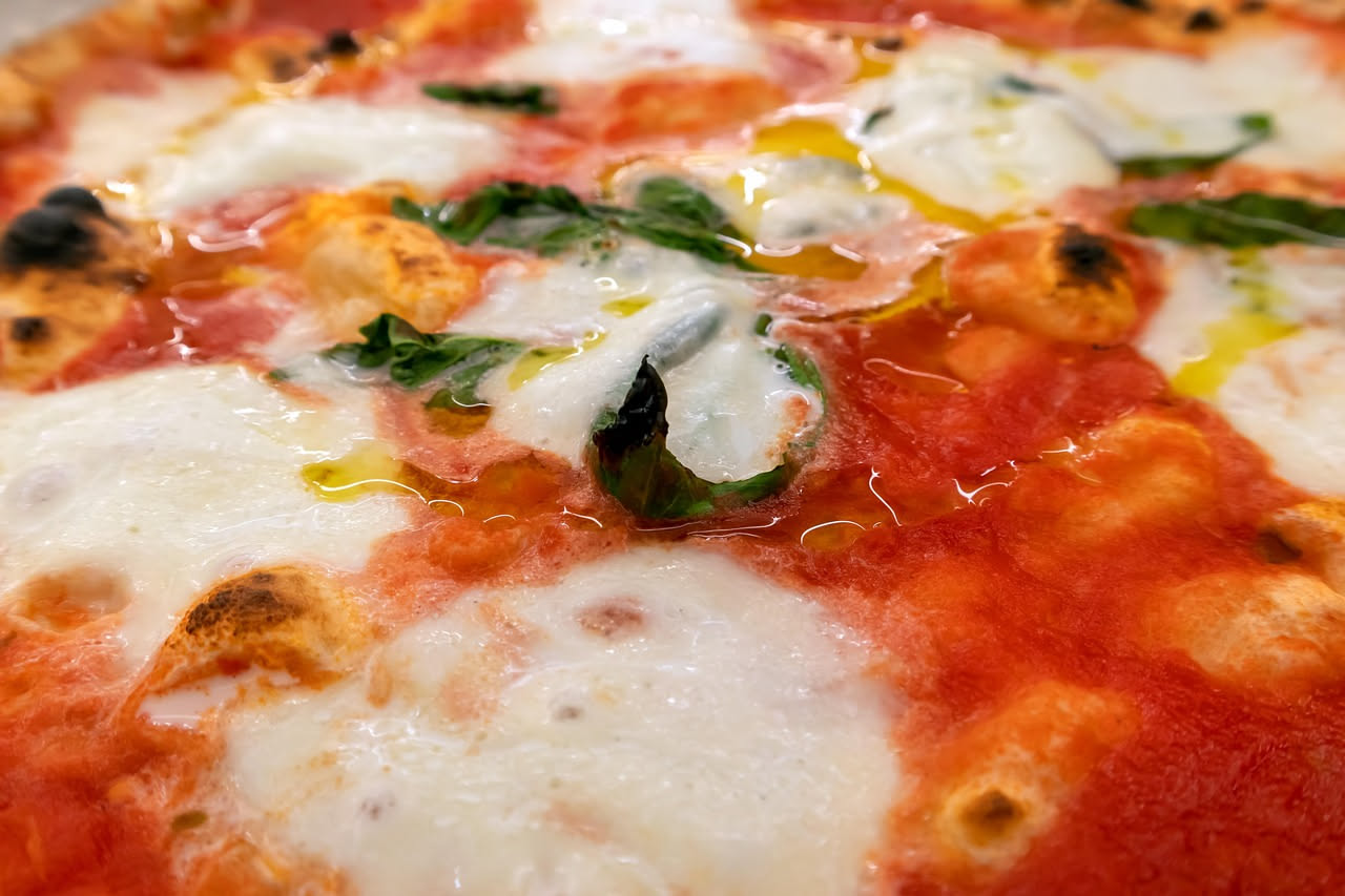 Nasce Zio Gio, il magazine che spiega la pizza dall impasto al forno