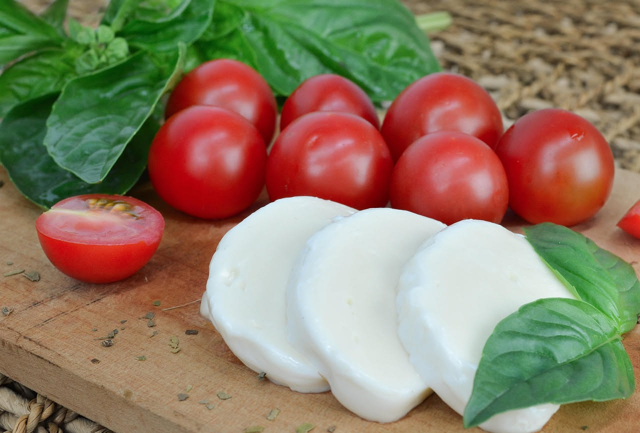 Le parole sull'etichetta della mozzarella che traggono in inganno