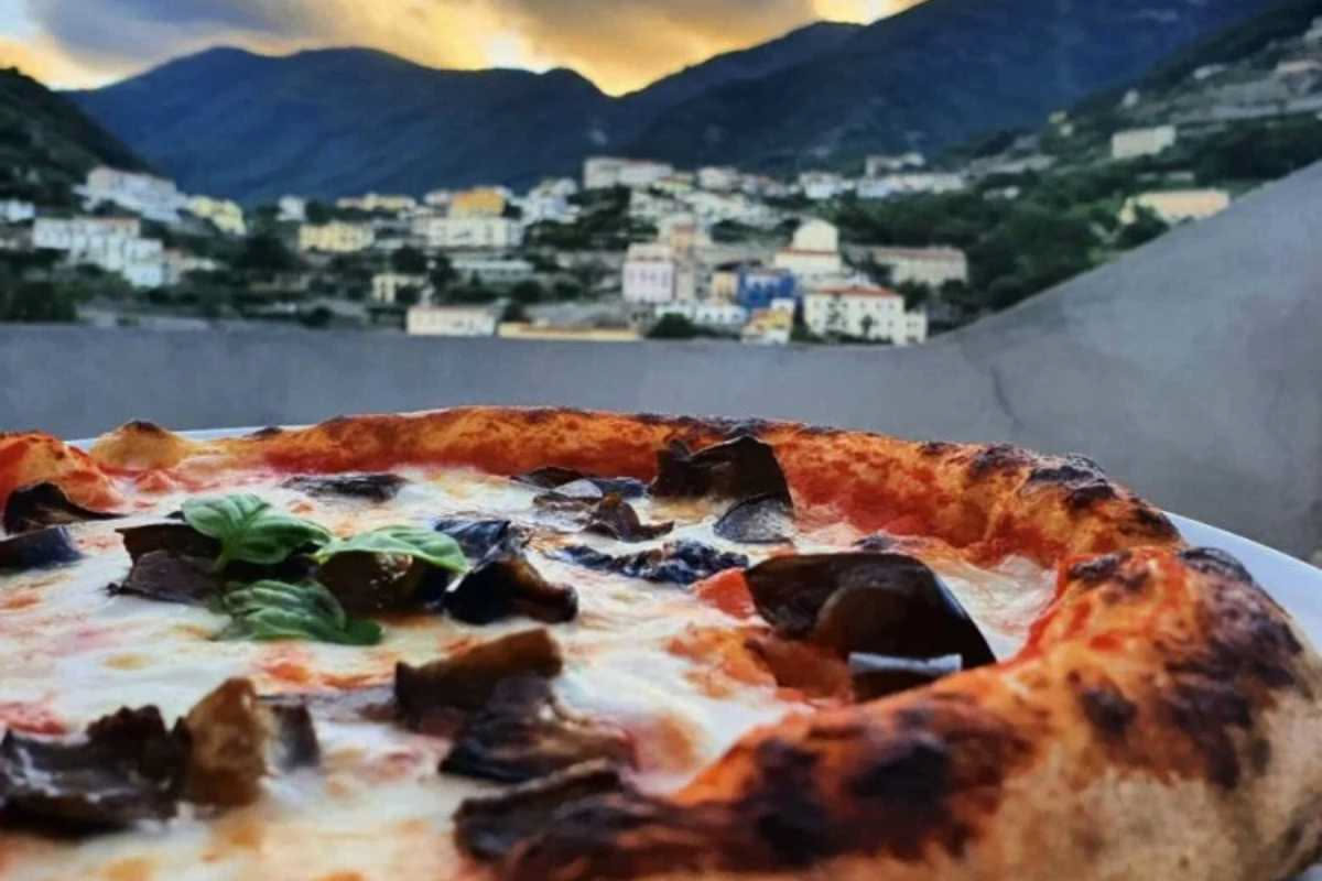 Sul sacco di farina c'è una lettera che decide la tua pizza: cos'è la W