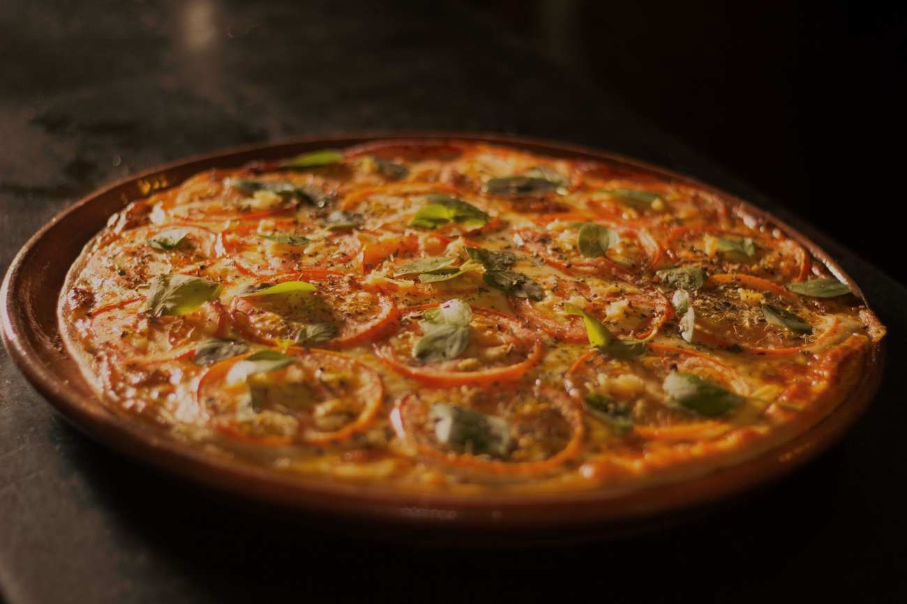 Margherita con basilico